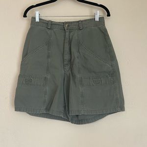Vintage Columbia outdoorsy high waisted shorts